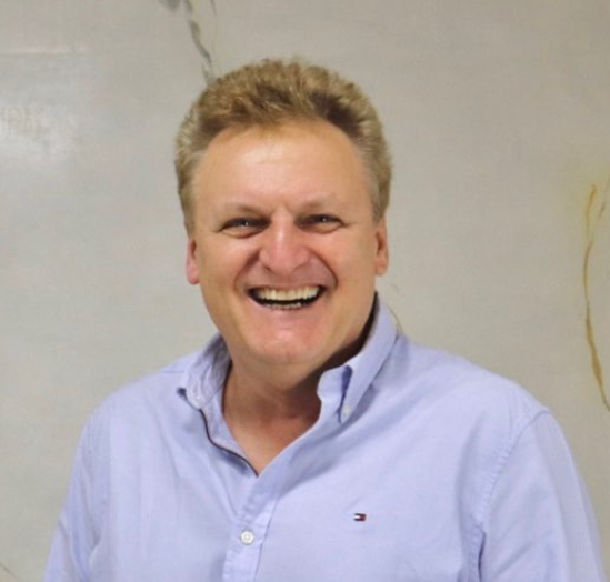 Prof. Dr. Hamilton Coser